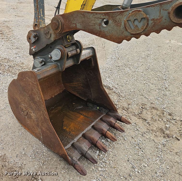 image for item EI8993 2015 Wacker Neuson ET90 mini excavator