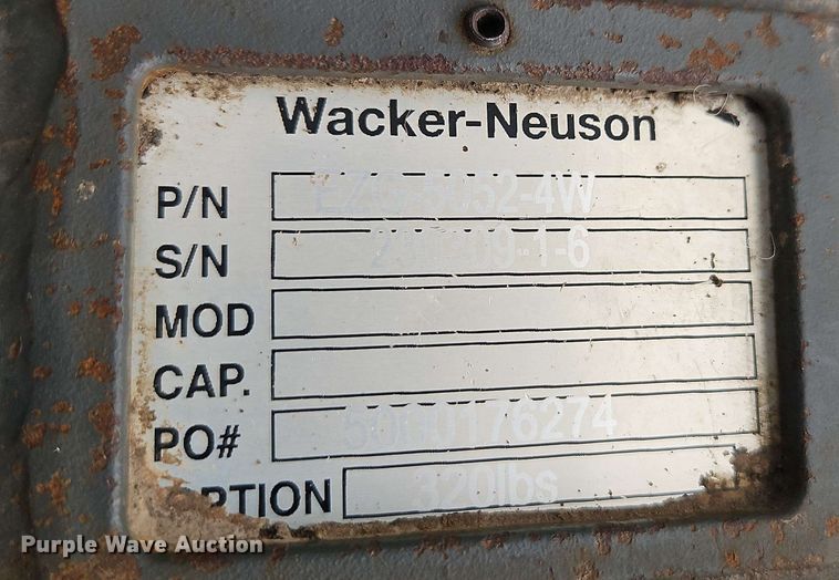image for item EI8993 2015 Wacker Neuson ET90 mini excavator