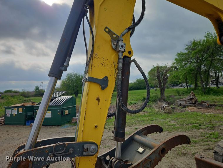 image for item EI8993 2015 Wacker Neuson ET90 mini excavator