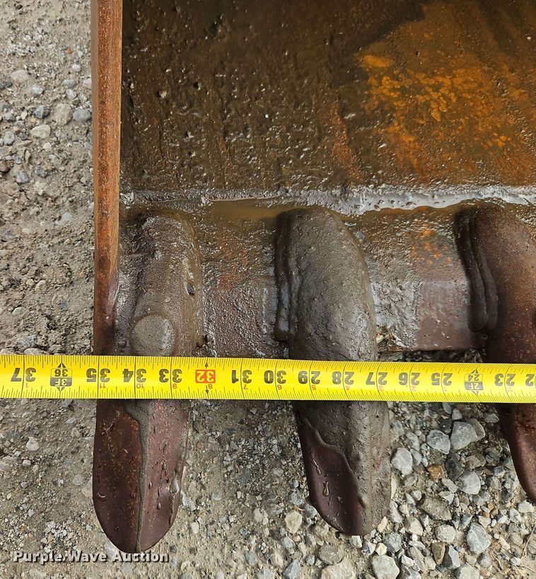 image for item EI8993 2015 Wacker Neuson ET90 mini excavator