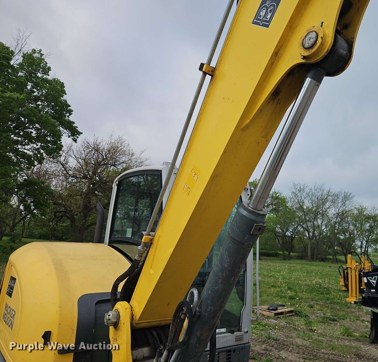 image for item EI8993 2015 Wacker Neuson ET90 mini excavator