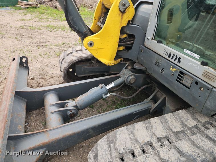 image for item EI8993 2015 Wacker Neuson ET90 mini excavator