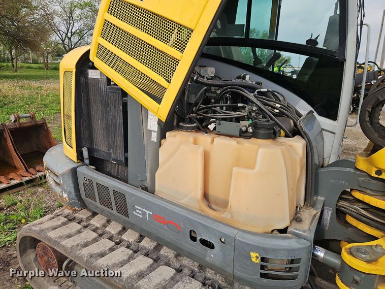 image for item EI8993 2015 Wacker Neuson ET90 mini excavator