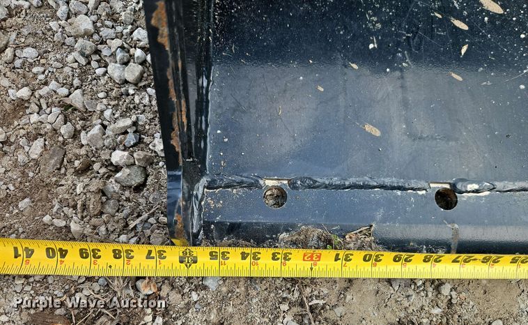 image for item EI8997 Blue Diamond 108505-25 compact utility loader bucket