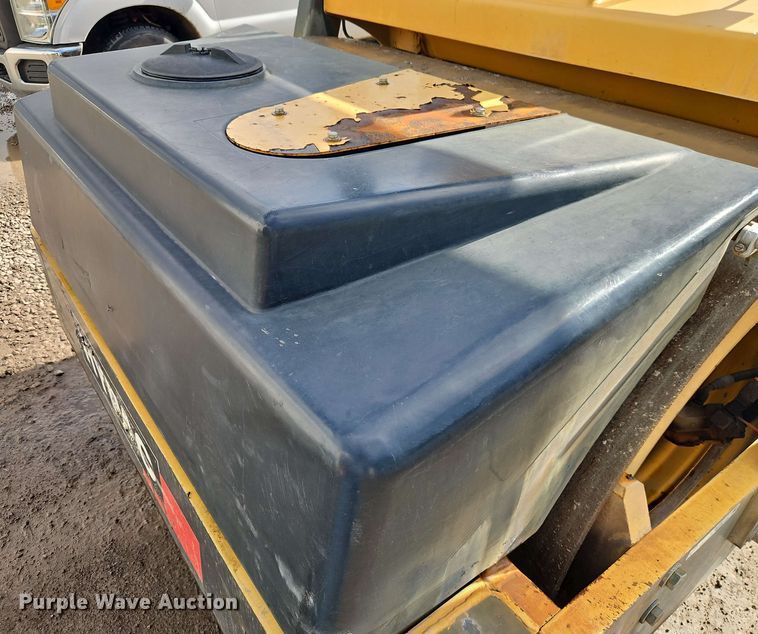 image for item EJ0012 Hypac C766C double drum vibratory roller