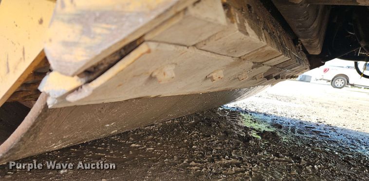 image for item EJ0012 Hypac C766C double drum vibratory roller