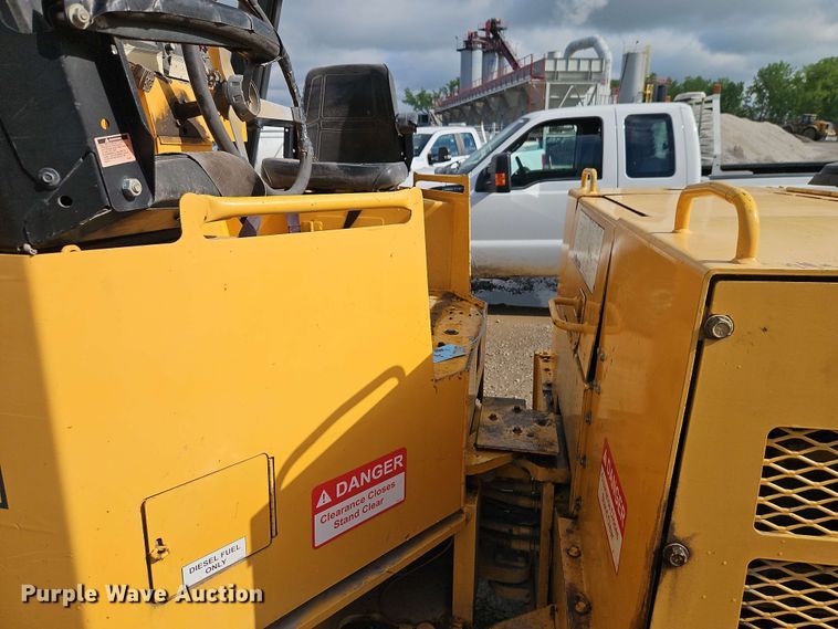 image for item EJ0012 Hypac C766C double drum vibratory roller