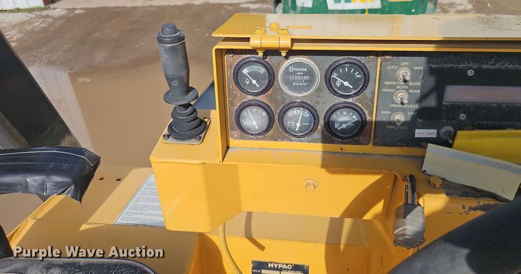 image for item EJ0012 Hypac C766C double drum vibratory roller