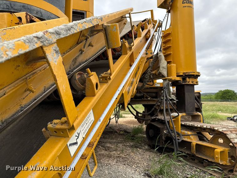 image for item EJ3652 1996 Gomaco GT3600 slipform paver