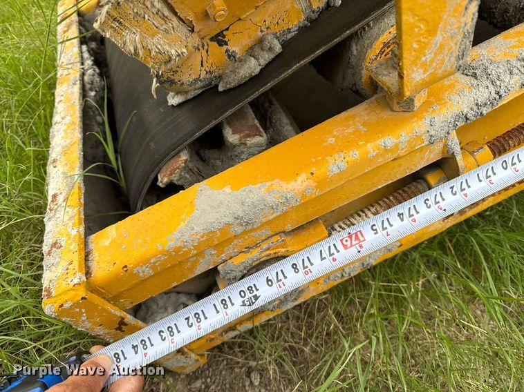 image for item EJ3652 1996 Gomaco GT3600 slipform paver