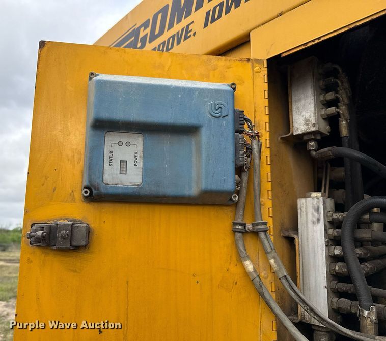 image for item EJ3652 1996 Gomaco GT3600 slipform paver