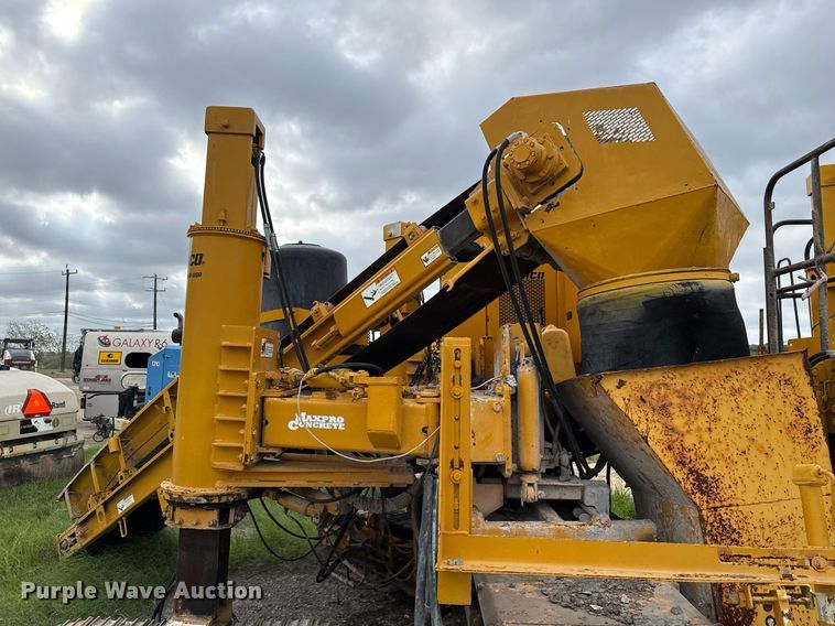 image for item EJ3652 1996 Gomaco GT3600 slipform paver