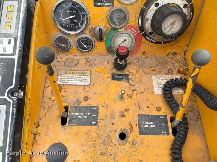 image for item EJ3652 1996 Gomaco GT3600 slipform paver