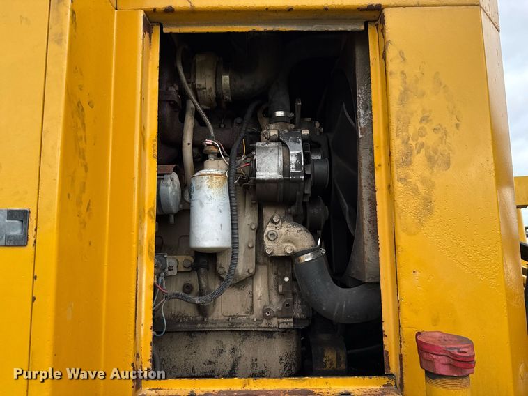 image for item EJ3652 1996 Gomaco GT3600 slipform paver