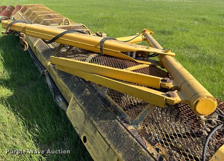 image for item EJ3659 2000 Vermeer LRC25 trencher attachment