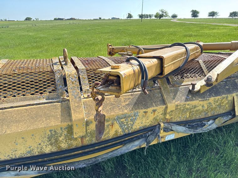 image for item EJ3659 2000 Vermeer LRC25 trencher attachment