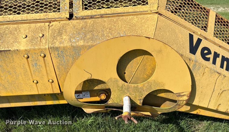 image for item EJ3659 2000 Vermeer LRC25 trencher attachment