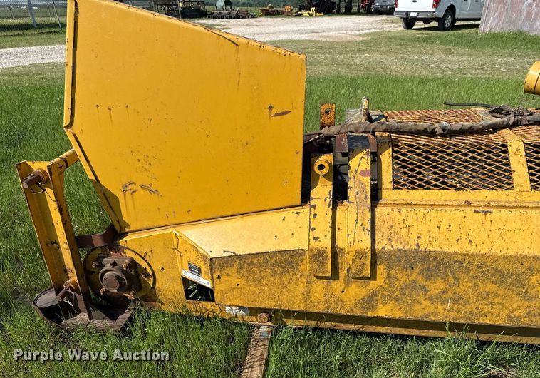 image for item EJ3659 2000 Vermeer LRC25 trencher attachment