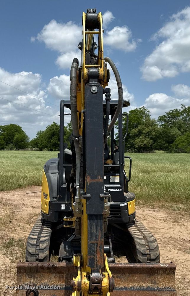 image for item EJ3663 2017 Yanmar ViO35-6A mini excavator