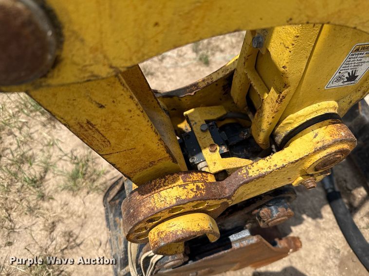 image for item EJ3663 2017 Yanmar ViO35-6A mini excavator