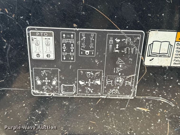 image for item EJ3663 2017 Yanmar ViO35-6A mini excavator