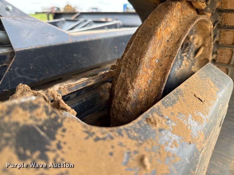 image for item EJ3663 2017 Yanmar ViO35-6A mini excavator