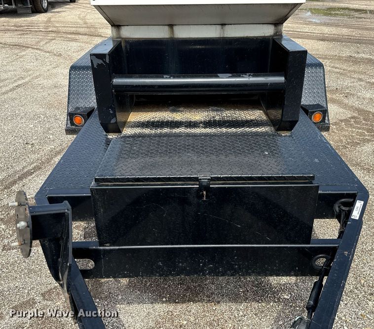 image for item EJ3665 2010 Doosan generator