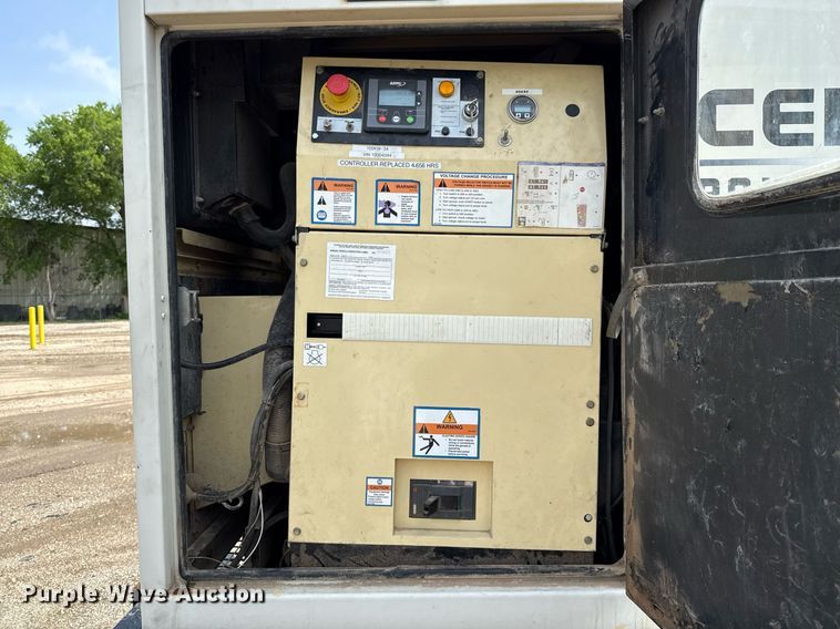 image for item EJ3665 2010 Doosan generator