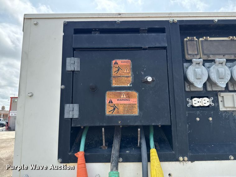 image for item EJ3665 2010 Doosan generator