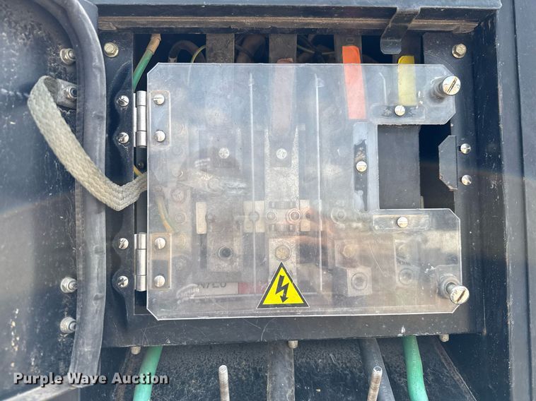 image for item EJ3665 2010 Doosan generator