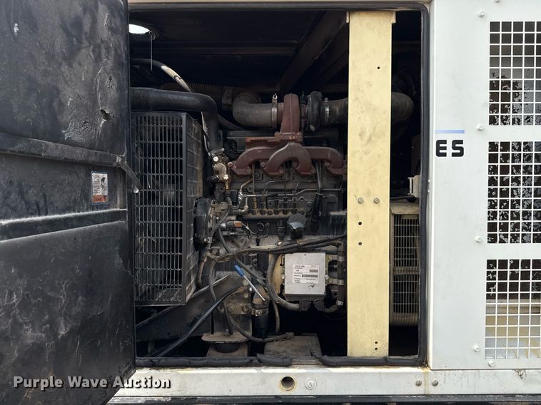 image for item EJ3665 2010 Doosan generator