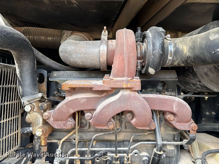 image for item EJ3665 2010 Doosan generator