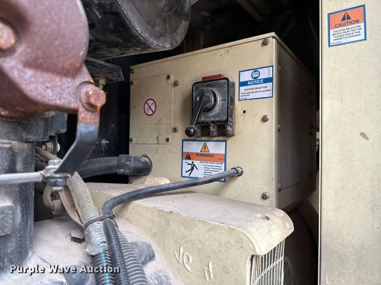 image for item EJ3665 2010 Doosan generator