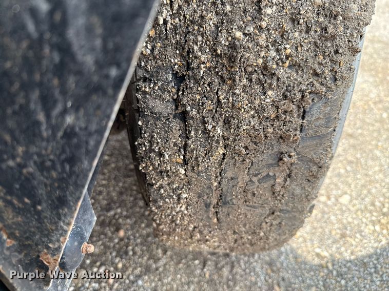 image for item EJ3665 2010 Doosan generator