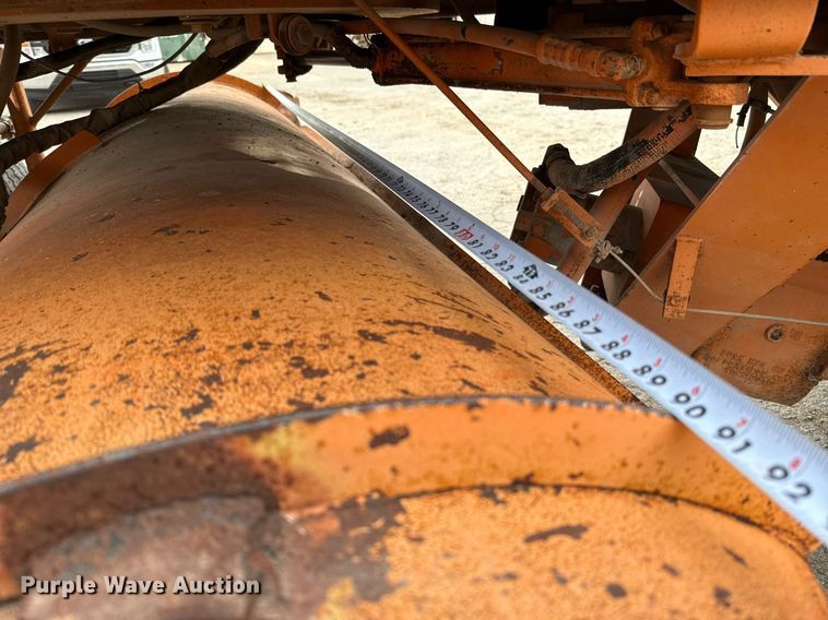 image for item EJ3666 1988 Broce RJ300 broom