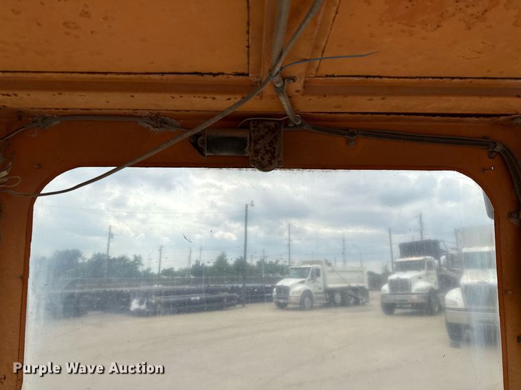 image for item EJ3666 1988 Broce RJ300 broom