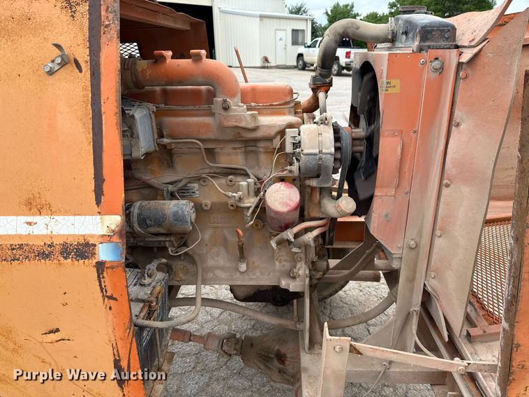 image for item EJ3666 1988 Broce RJ300 broom