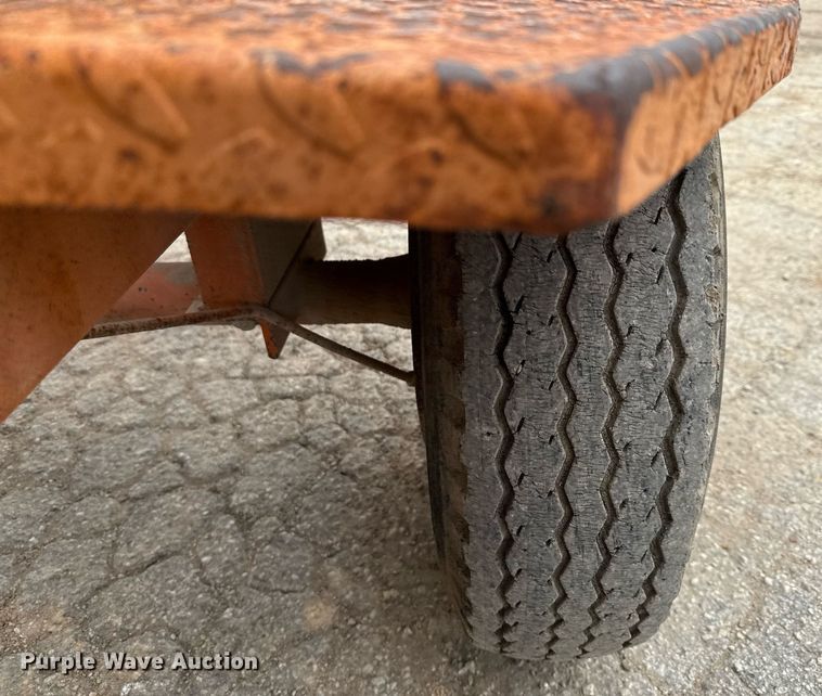 image for item EJ3666 1988 Broce RJ300 broom