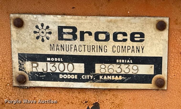 image for item EJ3666 1988 Broce RJ300 broom