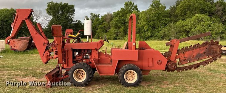 image for item EJ3671 1995 Ditch Witch 5110DD trencher