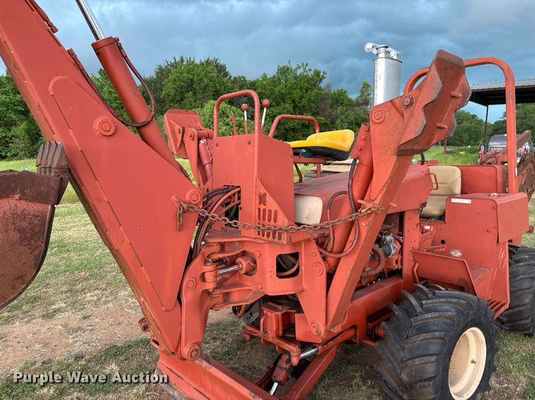 image for item EJ3671 1995 Ditch Witch 5110DD trencher