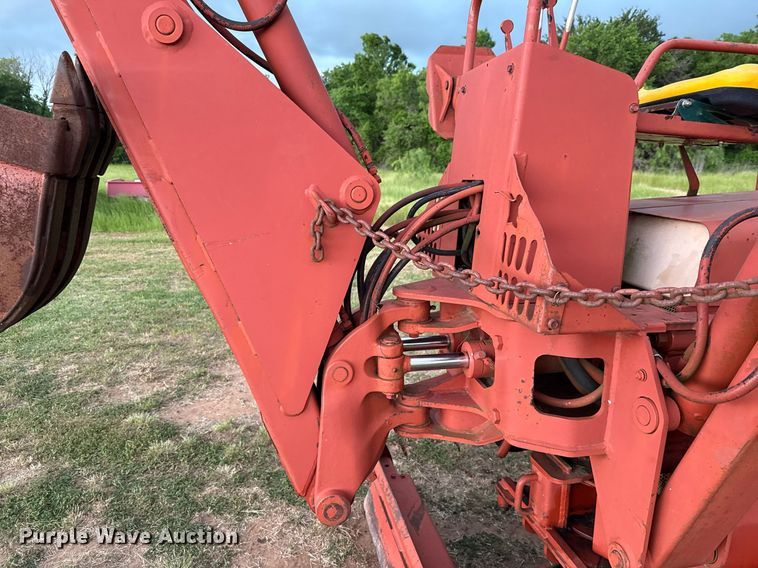 image for item EJ3671 1995 Ditch Witch 5110DD trencher