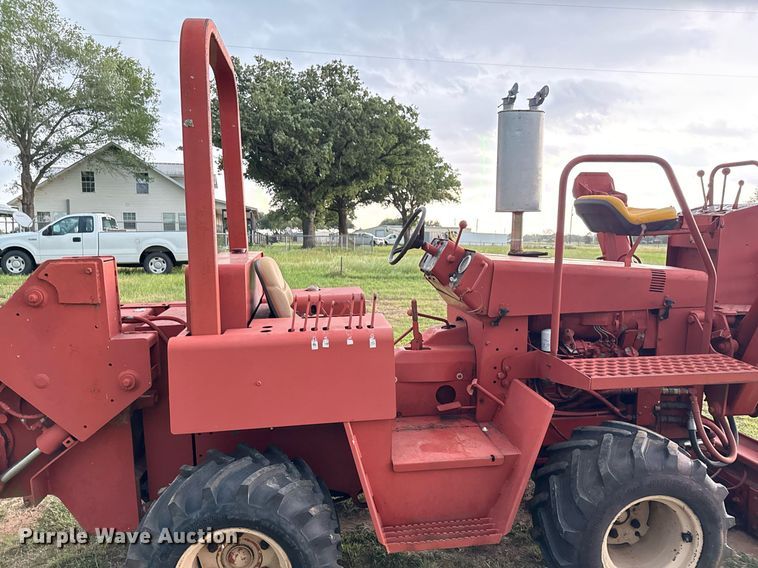 image for item EJ3671 1995 Ditch Witch 5110DD trencher