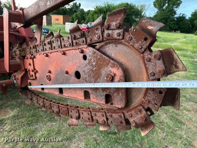 image for item EJ3671 1995 Ditch Witch 5110DD trencher