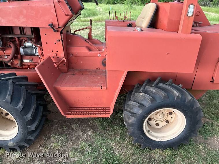 image for item EJ3671 1995 Ditch Witch 5110DD trencher