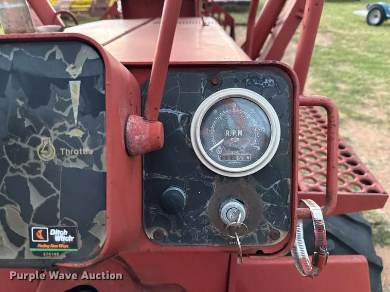 image for item EJ3671 1995 Ditch Witch 5110DD trencher