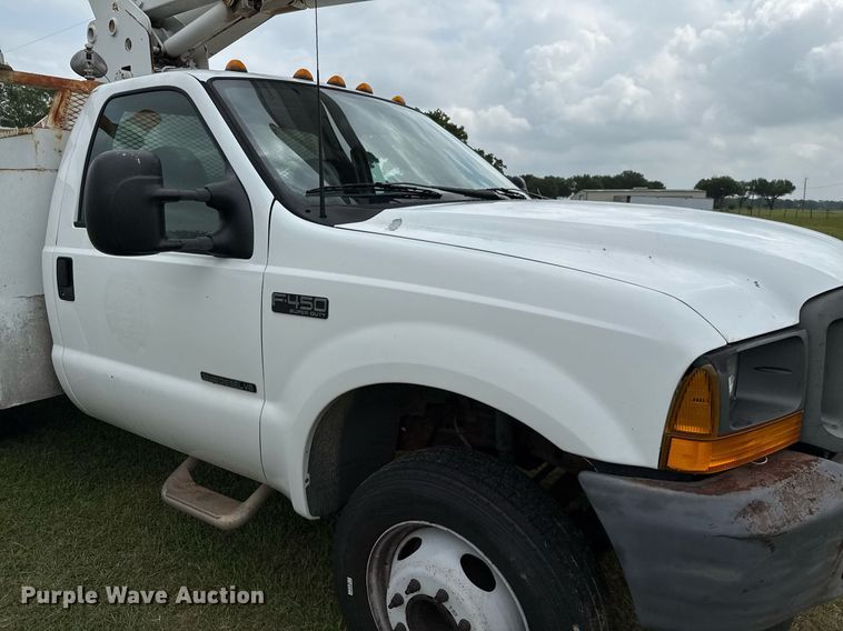 image for item EJ3672 2001 Ford F450 Super Duty XL bucket truck