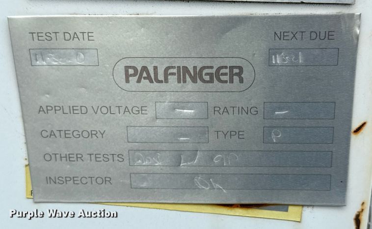 image for item EJ3672 2001 Ford F450 Super Duty XL bucket truck