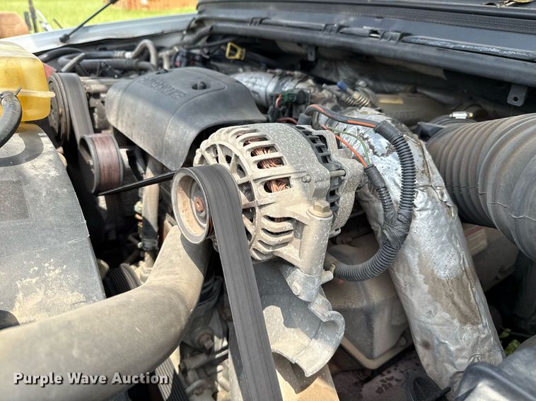 image for item EJ3672 2001 Ford F450 Super Duty XL bucket truck