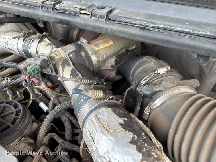 image for item EJ3672 2001 Ford F450 Super Duty XL bucket truck